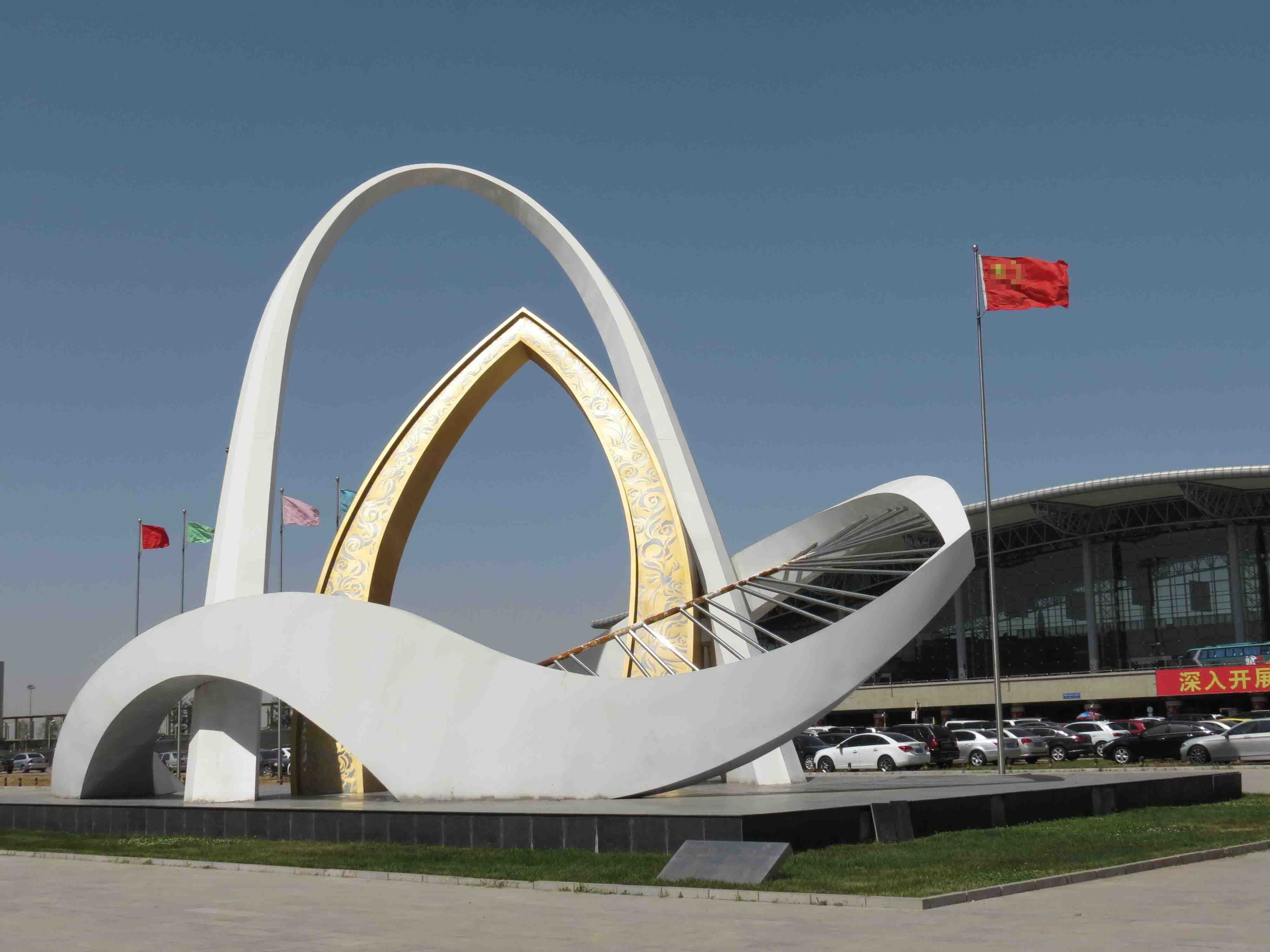 機(jī)場景觀雕塑，機(jī)場不銹鋼標(biāo)志，廣場大型標(biāo)志
